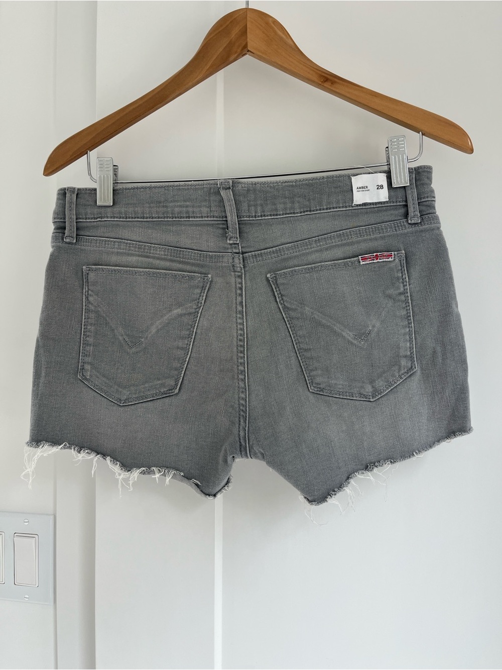 Hudson Amber Jean Shorts Gray Cut Offs 28 - Picture 2 of 8